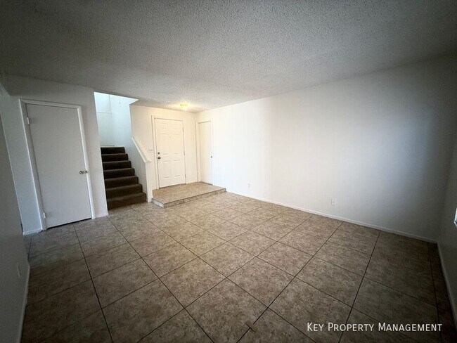 Building Photo - 129 Colbath St