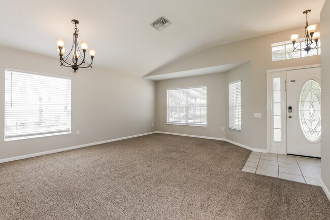 Foto del edificio - 25150 Lexington Oaks Blvd