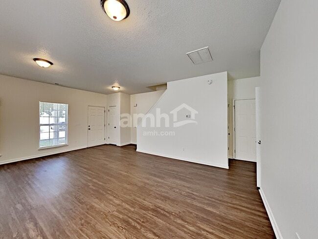 Foto del edificio - 4336 Cardinal Grove Blvd