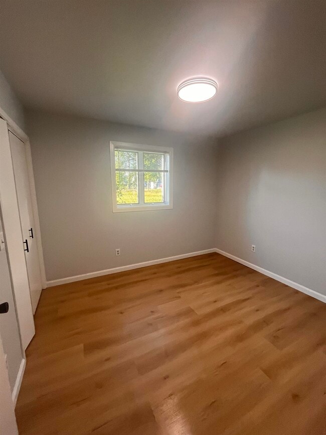 Building Photo - 236 N Fair Oaks Ave