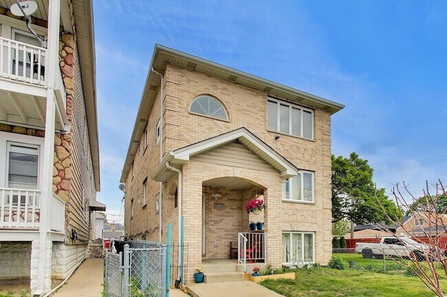 Foto del edificio - 7520 W 61st St