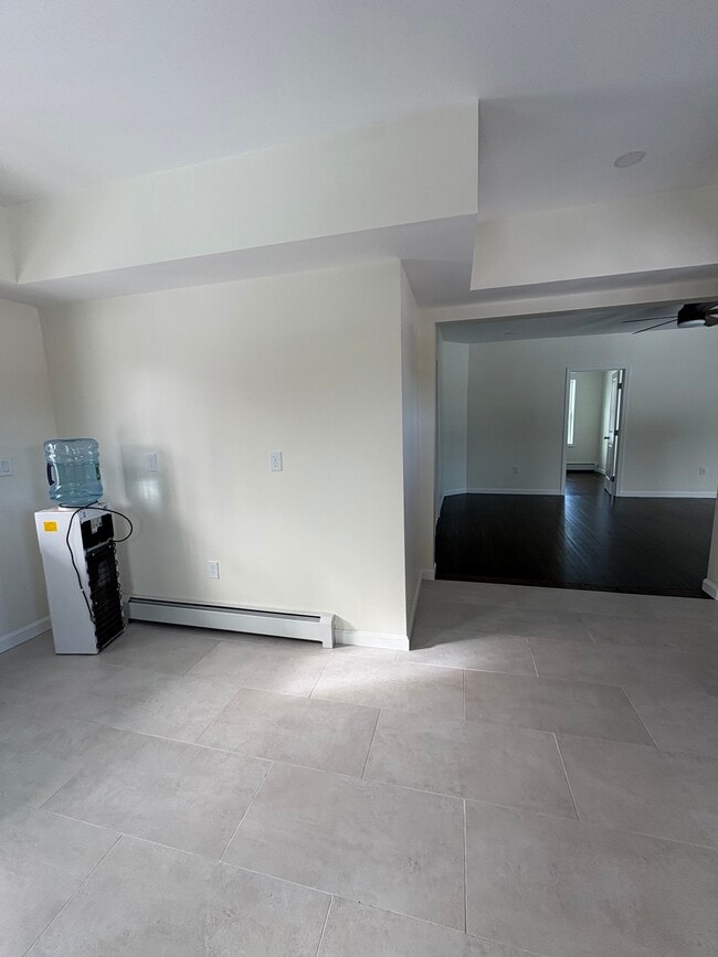 Cocina abierta al salón - 316 Old Fall River Rd