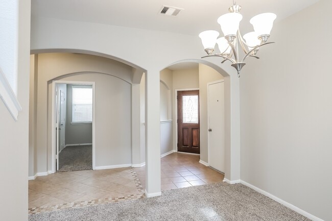 Building Photo - 1217 Stallion Ridge