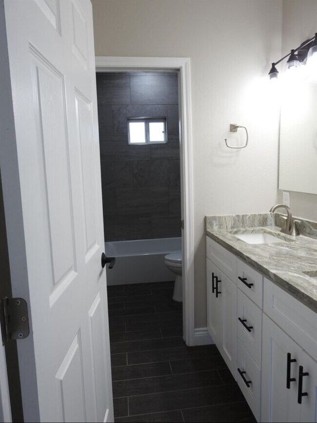 Foto del edificio - 400 Pitaya Ln