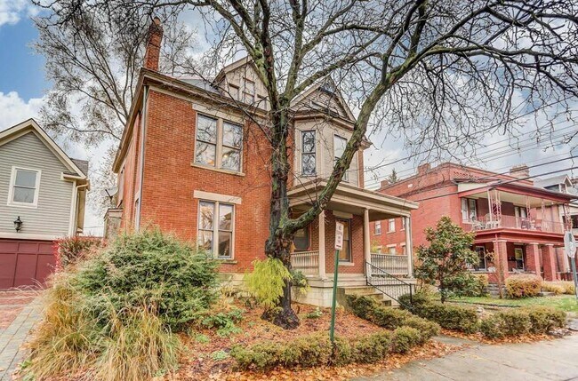 Building Photo - Wilber Ave 250 TNR