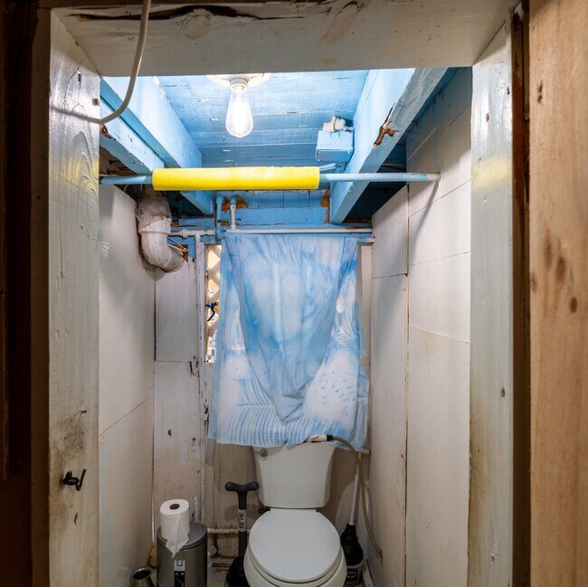 Foto del edificio - 398 Ohai St