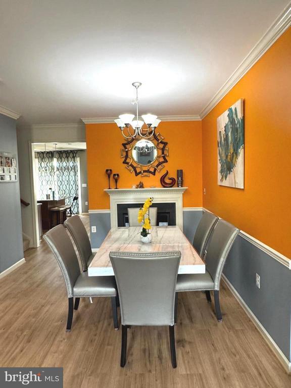 Building Photo - 42565 Dreamweaver Dr
