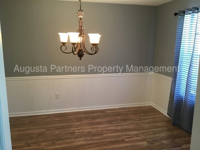 Foto del edificio - Pine Place - Richmond County