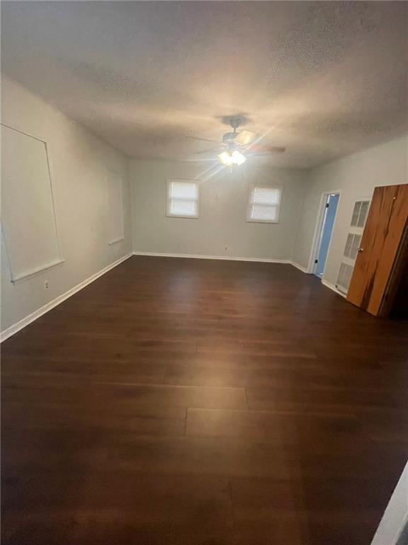 Foto del edificio - 822 E Warren Ave
