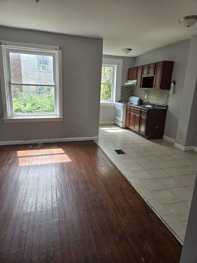 Foto del edificio - 6532 Saybrook Ave
