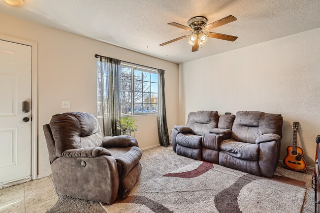 Building Photo - 3609 Watermans Landing Dr