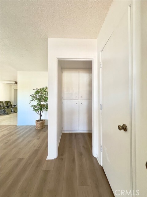 Foto del edificio - 1521 W Westmont Ave