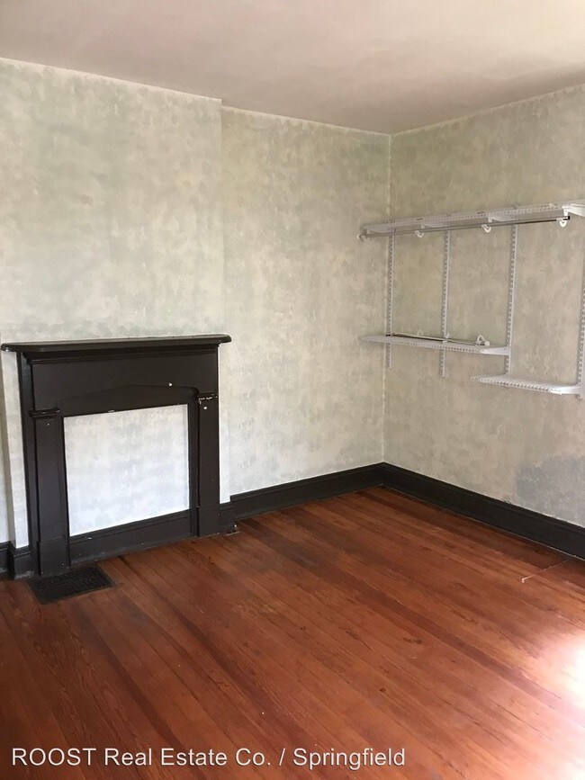 Foto del edificio - 827 N Oakland St