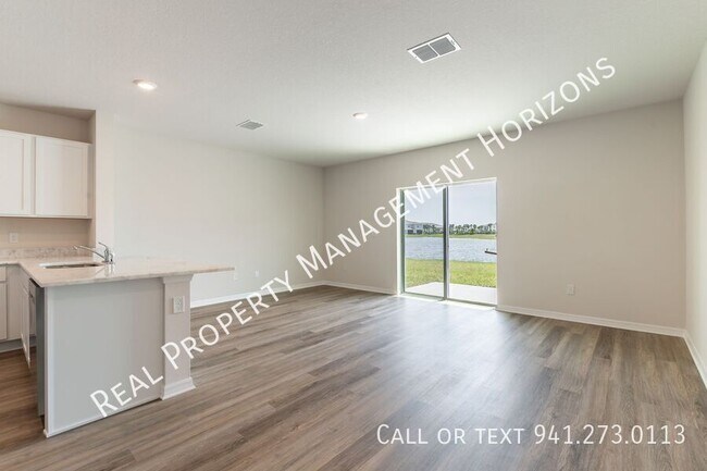 Building Photo - 17769 Crescent Moon Lp