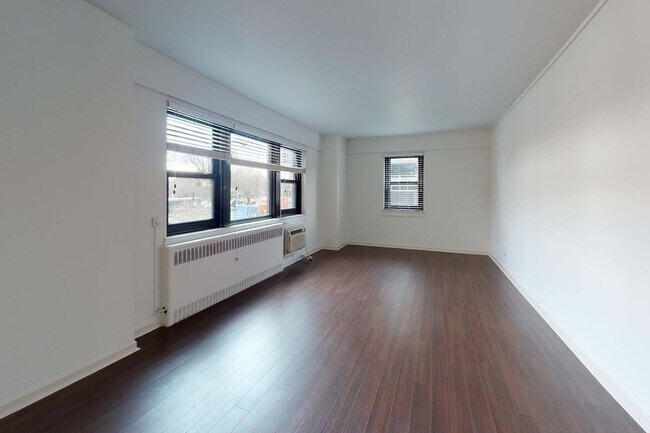 Interior Photo - Parc Frontenac