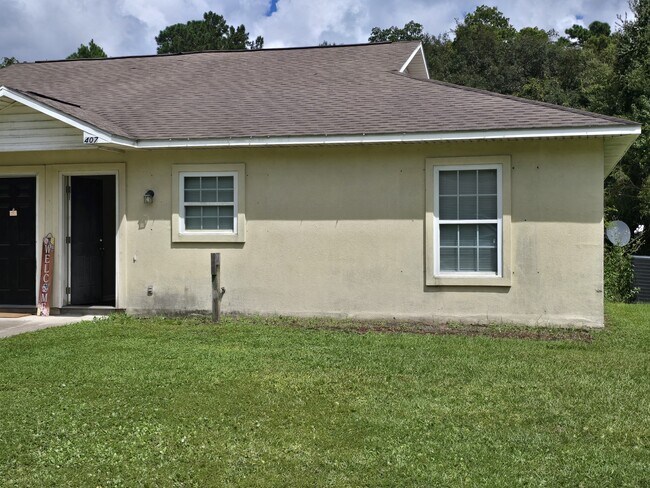 Foto del edificio - 407 S Ashley St