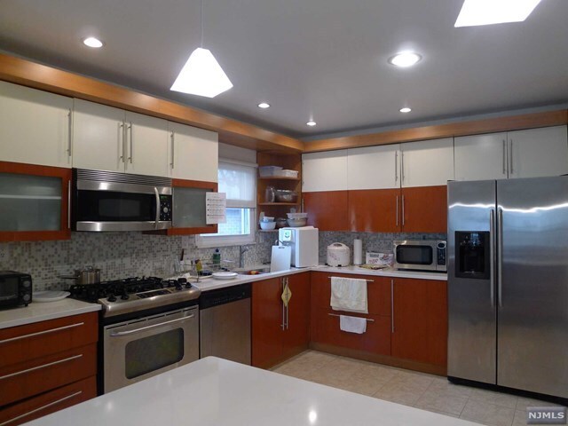 Primary Photo - 1231 Inwood Terrace