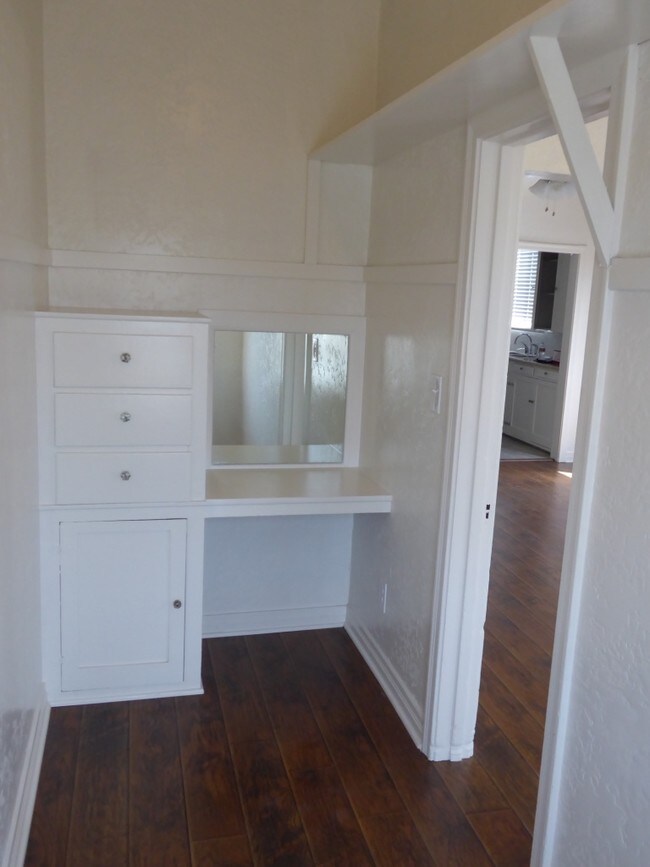 Large Walk-in Closet/Office - 1431 W 36th St