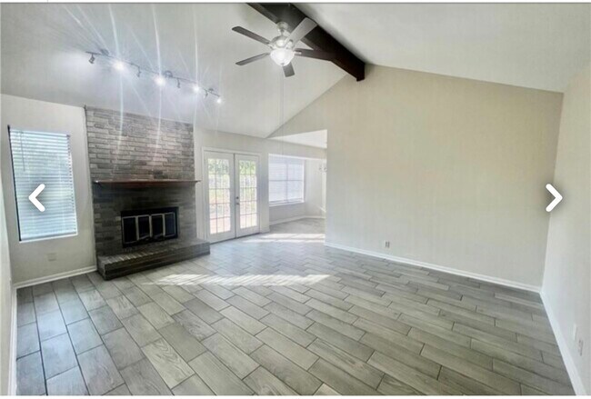 Foto del edificio - 1712 Ridgeway