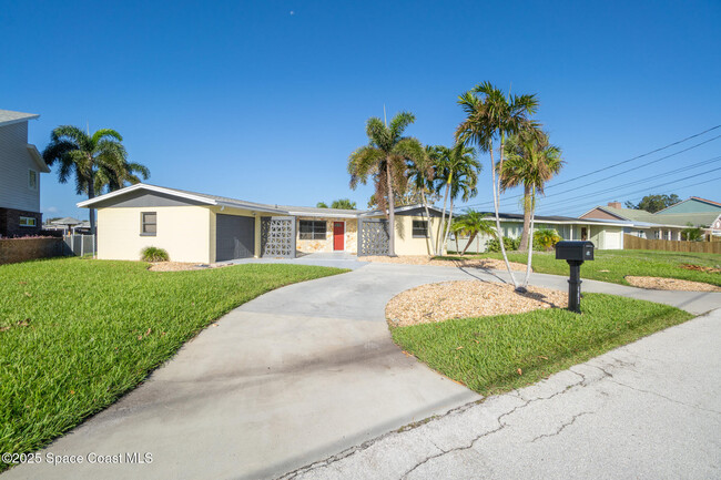 Foto del edificio - 401 Milford Point Dr