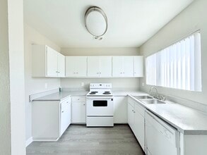 Building Photo - Seaport Village