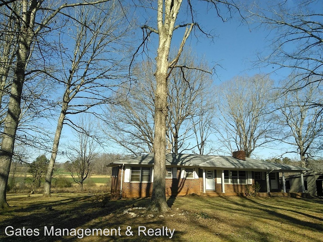 Foto principal - 5615 Bradshaw Quarry Rd