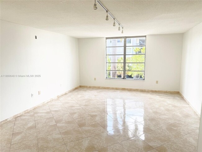Foto del edificio - 1075 93rd St