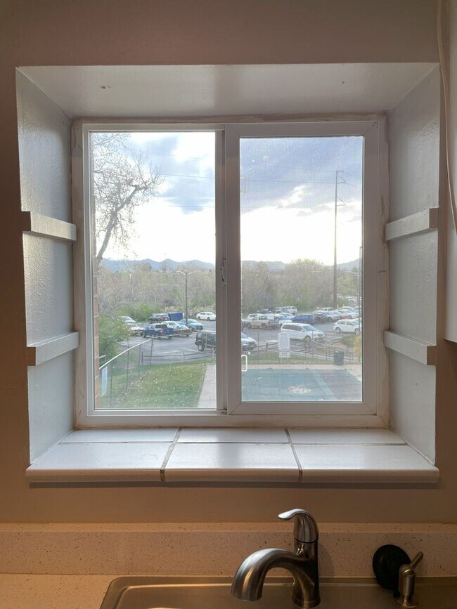 Foto del edificio - Spacious 2BD/1BA- BELLEVIEW PARK LOCATION!...