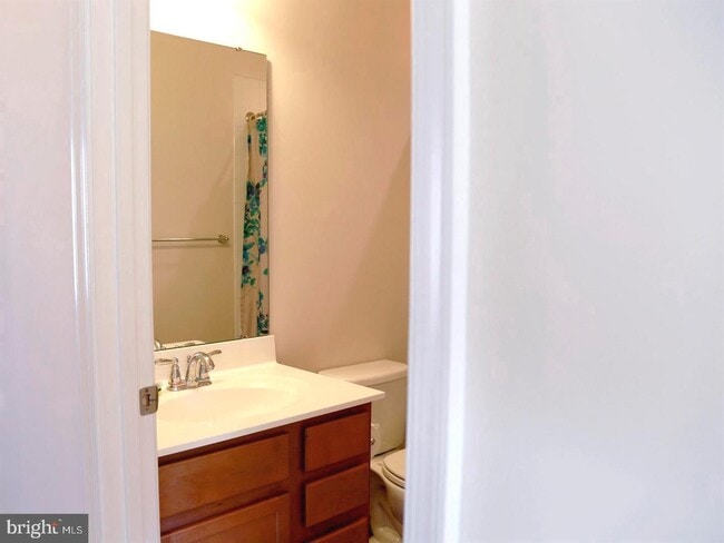 Building Photo - 7517 Hearthside Way