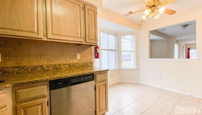 Building Photo - 701 Jesse Way