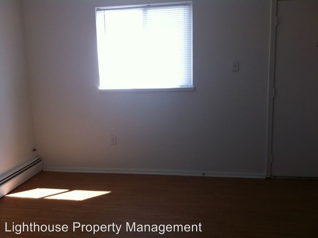 Building Photo - 2860 Taft Ave SW