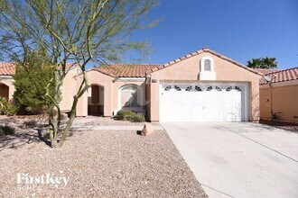Building Photo - 8004 Verde Springs Dr