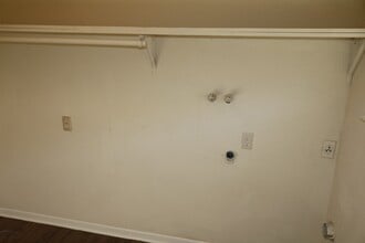 Building Photo - 22519 Deville Dr