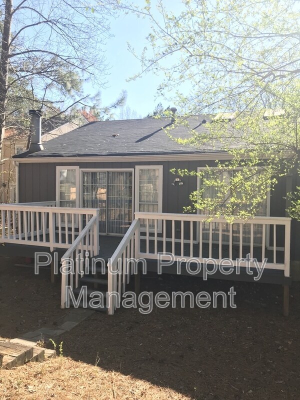 Foto del edificio - 410 Water Oak Way Sw