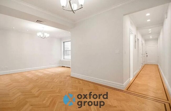 Photo - West End Avenue Townhome
