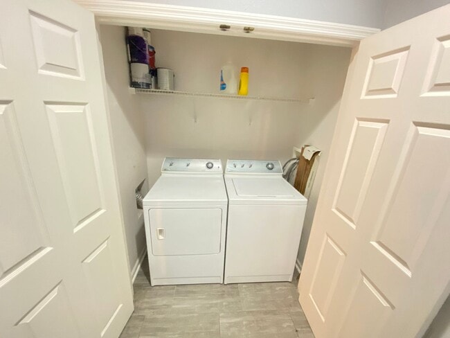 Building Photo - Charming 3/B condo in the heart of Altamon...
