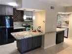 Foto principal - 805 SW 30th St