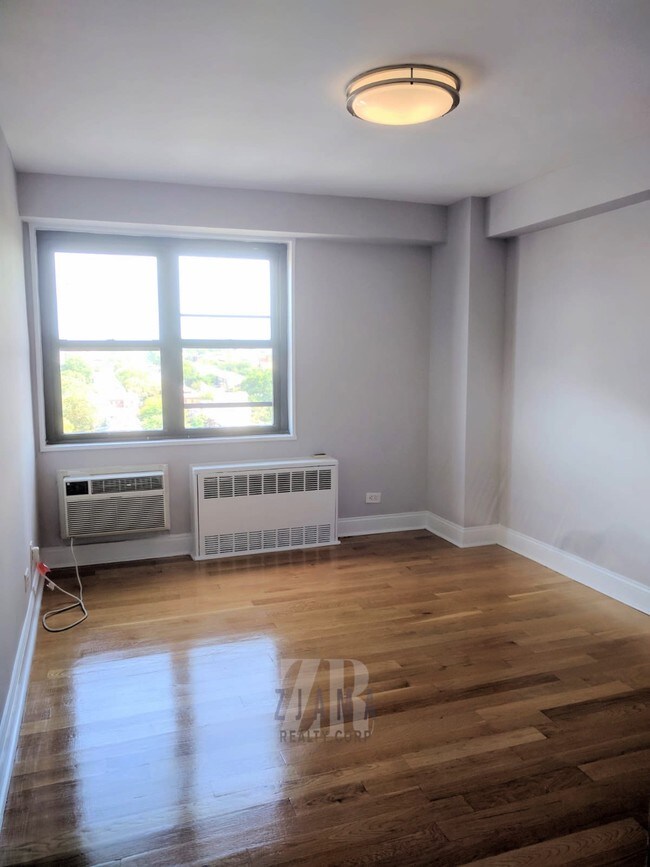 Foto del edificio - 341 10th St