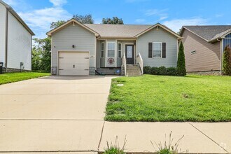 Building Photo - 164 Sambar Dr