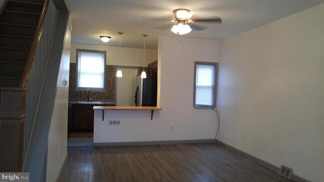 Foto del edificio - 1435 N Allison St