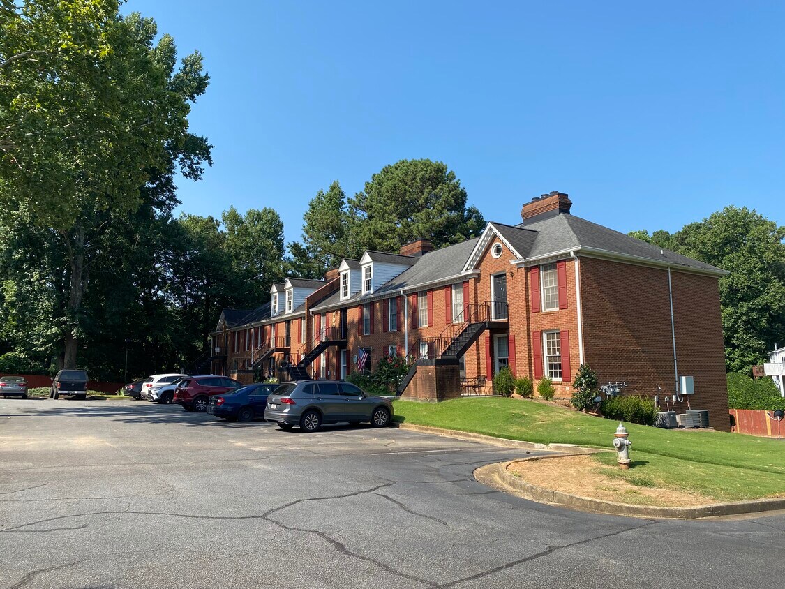Foto del edificio - 1651 Massachusetts Ave SW