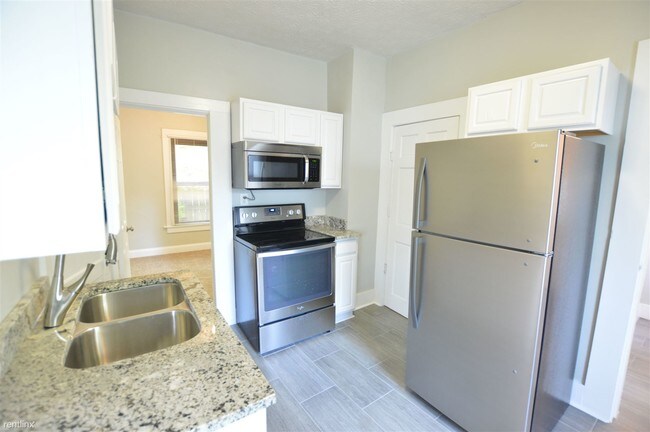 Foto del edificio - 3 br, 1 bath House - 3 Bedroom Near Butler