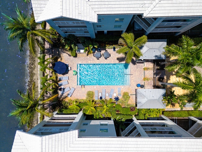 Foto del edificio - 275 NW Flagler Ave
