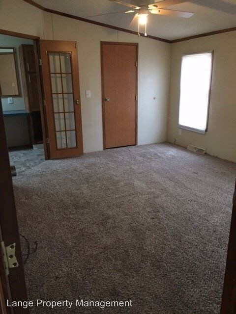 Building Photo - 7020 S Plaza Dr