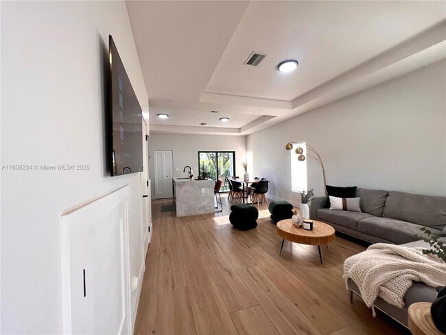 Foto del edificio - 8753 SW 34th St