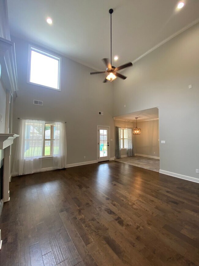 Building Photo - 3488 Tates Way Hernando, MS 38632