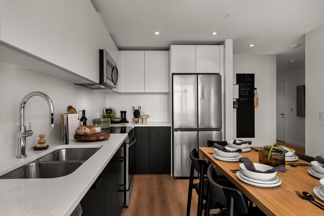 Building Photo - One Fifty Braid