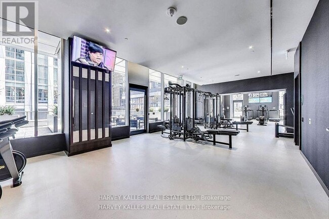 Building Photo - 11 Yorkville Ave