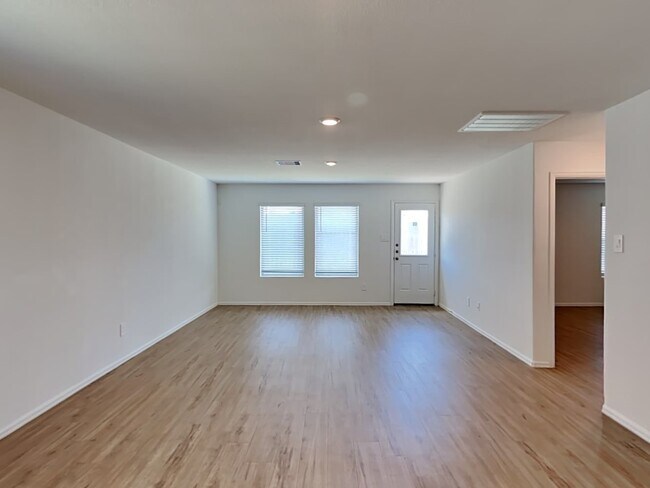 Building Photo - 24023 Laurel Farms Dr