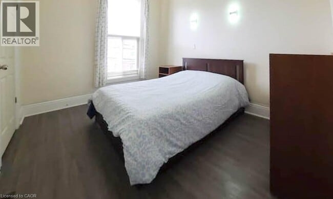 Photo du bâtiment - 83 Walnut St S